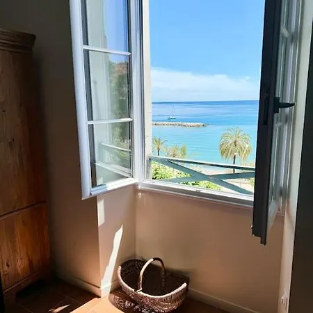 Le Victoria Vista Vue Apartman *